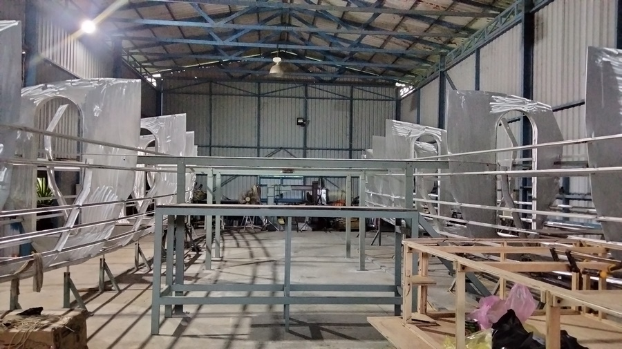 Steel frame setup for main beam alignment on the Mumby 48